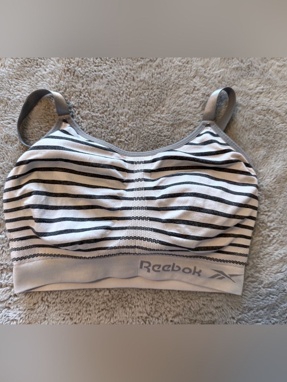 Seamless Striped Racerback Sports Bra Keyhole Cutout Adjustable Straps Size L